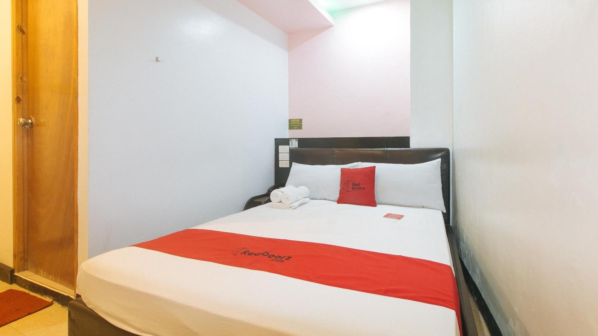 Reddoorz At Ranchotel Alabang Muntinlupa City Exteriör bild